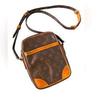 Vintage authentic Louis Vuitton Danube monogram crossbody